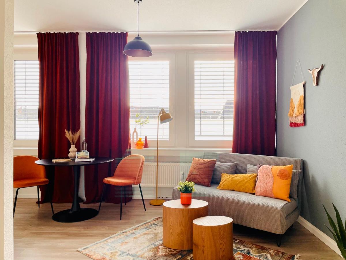Klassen Stay - Exklusives Apartment Am Hbf - Kueche, Netflix, Kingsizebett コブレンツ エクステリア 写真
