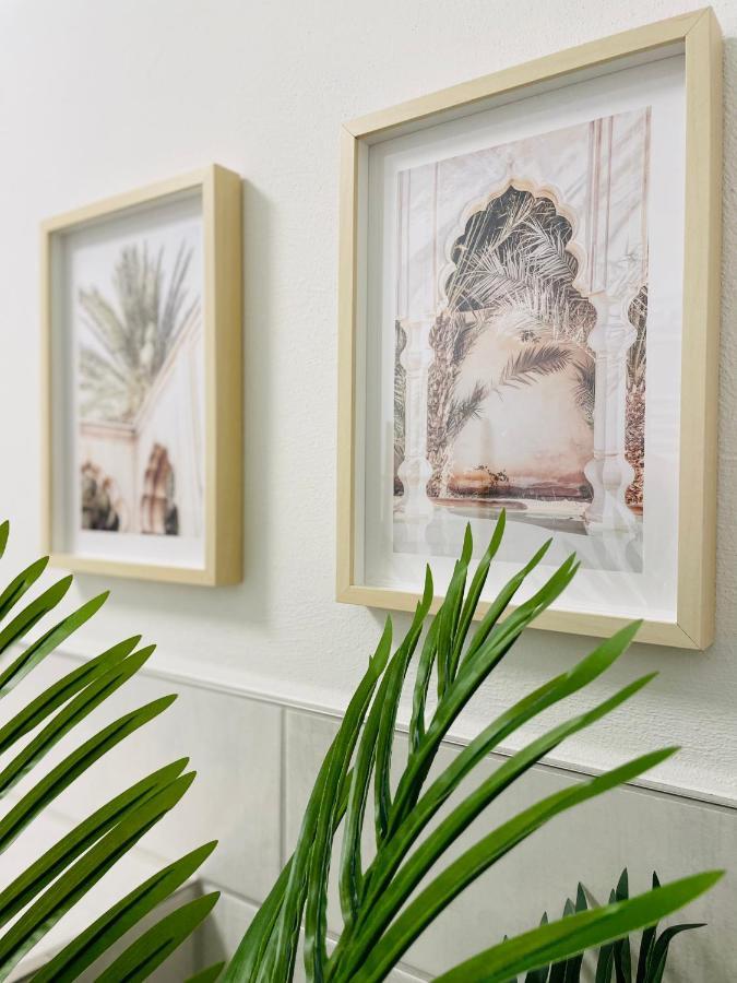 Klassen Stay - Exklusives Apartment Am Hbf - Kueche, Netflix, Kingsizebett コブレンツ エクステリア 写真