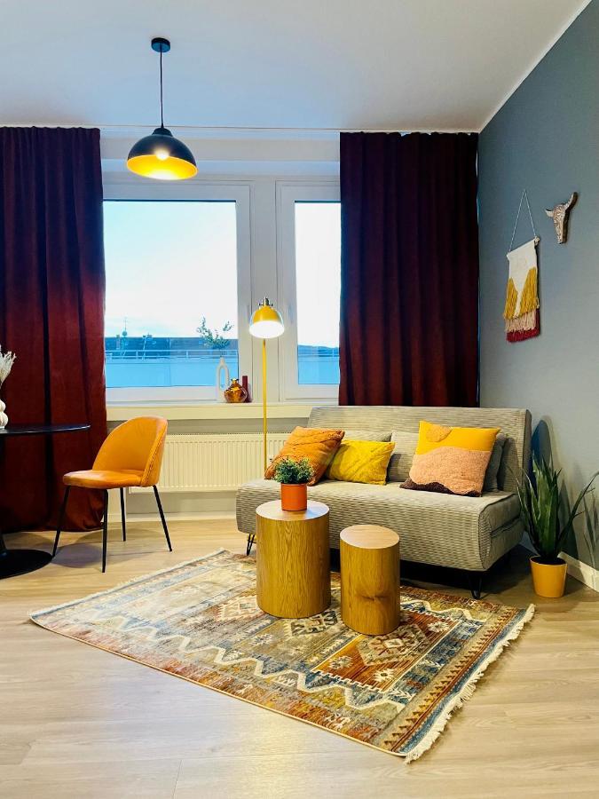 Klassen Stay - Exklusives Apartment Am Hbf - Kueche, Netflix, Kingsizebett コブレンツ エクステリア 写真